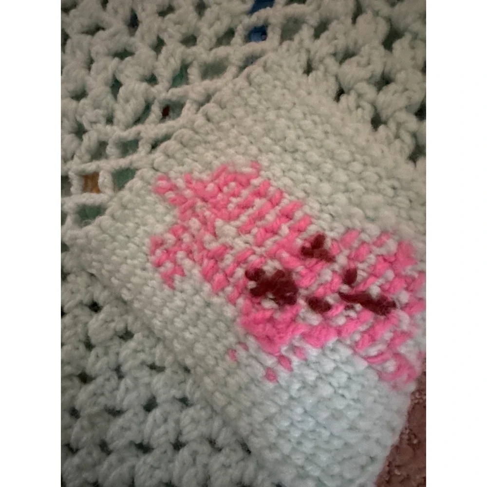 Vintage Handmade Crochet Baby Blanket Animal Cross Stitch Mint Green 34x31